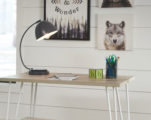 kids studying desk for school work